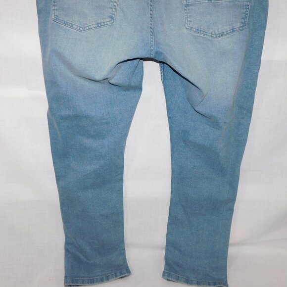Kenneth Cole Regular Fit Mens 44 x 32  Light Wash Blue Jeans - Picture 11 of 12